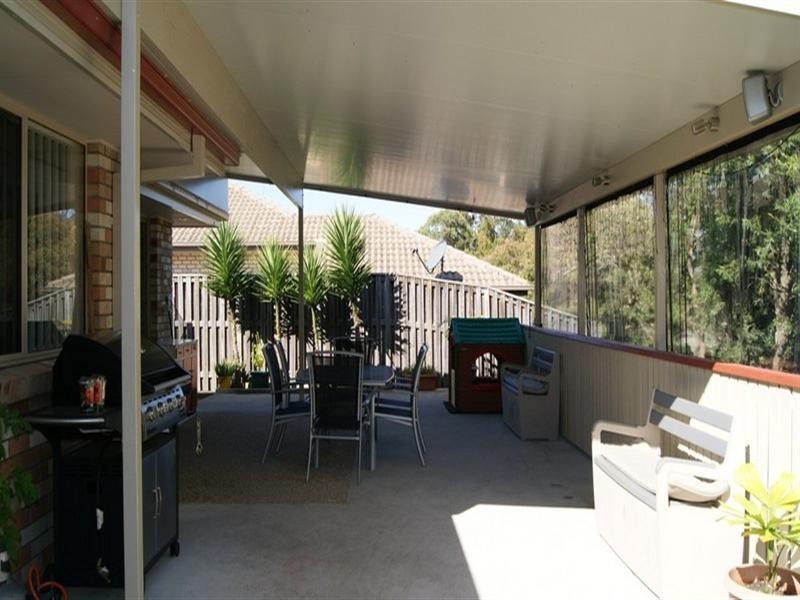 8 Bedroff Street, Upper Coomera QLD 4209