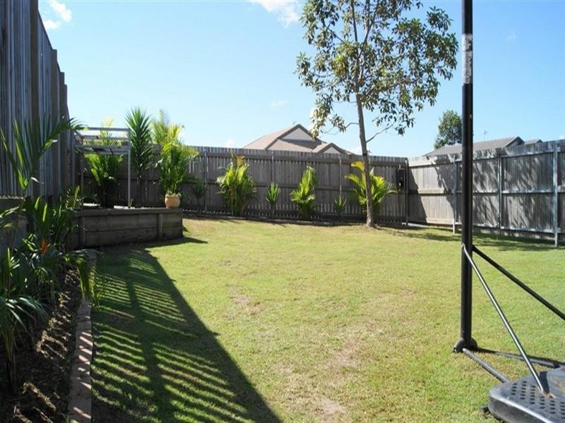 8 Bedroff Street, Upper Coomera QLD 4209