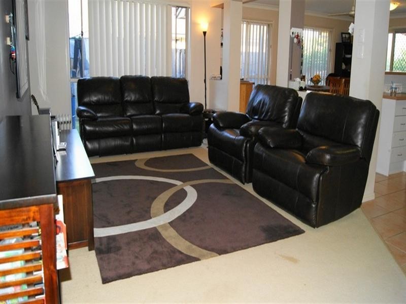 8 Bedroff Street, Upper Coomera QLD 4209