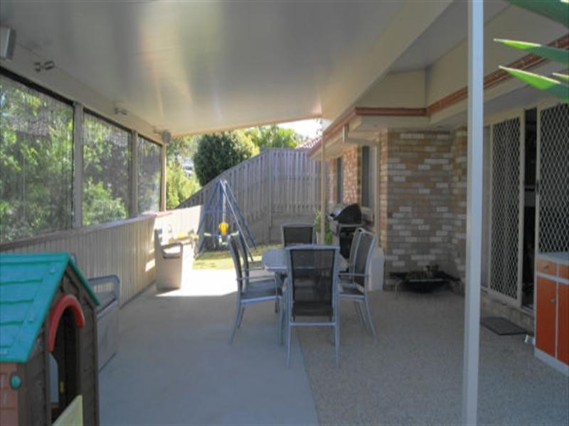 8 Bedroff Street, Upper Coomera QLD 4209