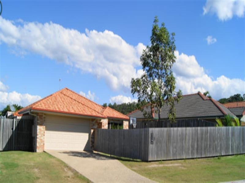8 Bedroff Street, Upper Coomera QLD 4209