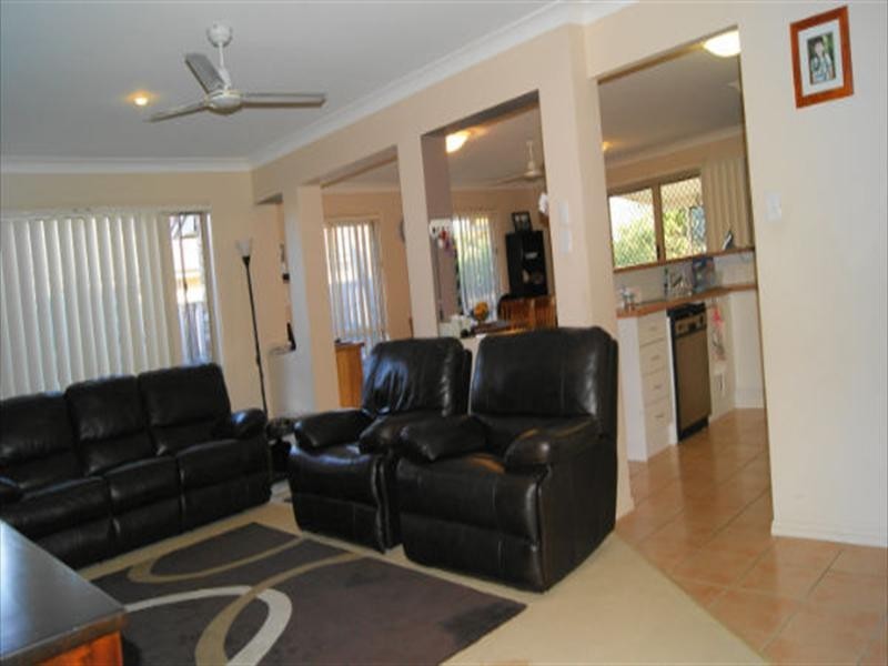 8 Bedroff Street, Upper Coomera QLD 4209
