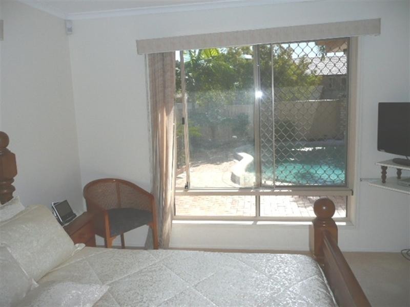 54 Cootharaba Drive, Helensvale QLD 4212