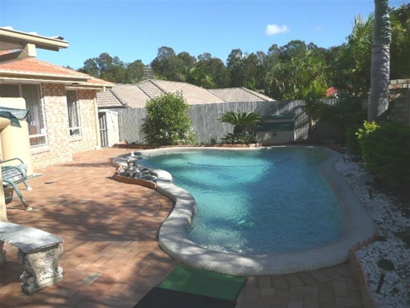 54 Cootharaba Drive, Helensvale QLD 4212