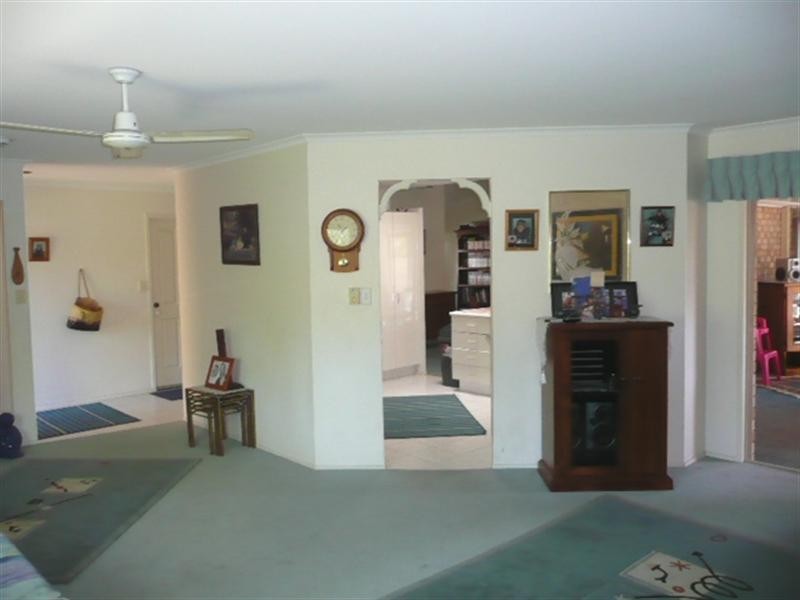 54 Cootharaba Drive, Helensvale QLD 4212