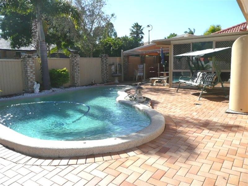 54 Cootharaba Drive, Helensvale QLD 4212