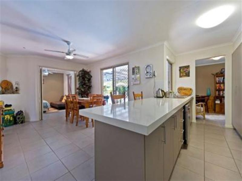 35 Mildura Drive, Helensvale QLD 4212