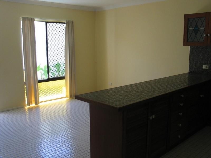 7/213 Scarborough Street, Southport QLD 4215