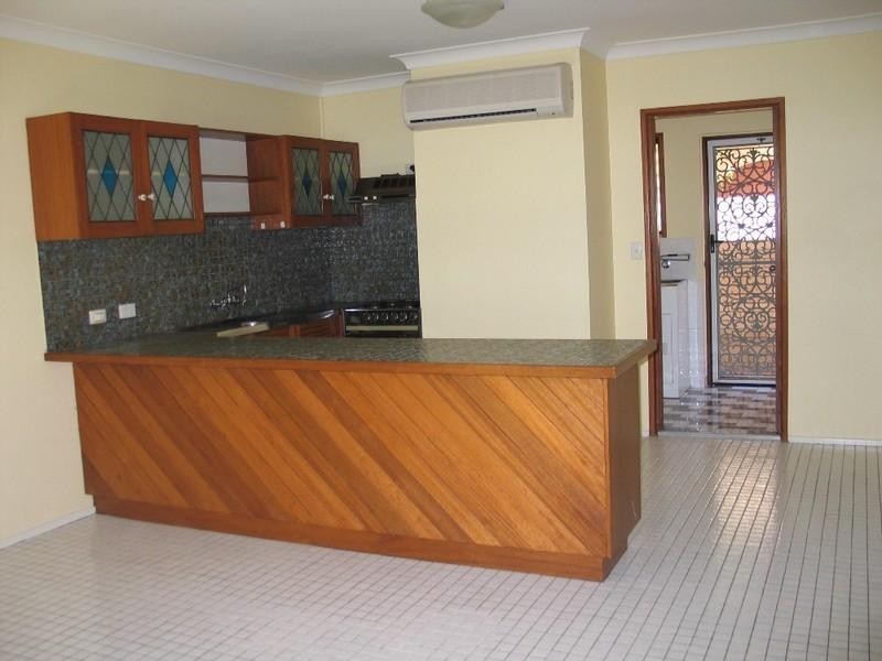 7/213 Scarborough Street, Southport QLD 4215