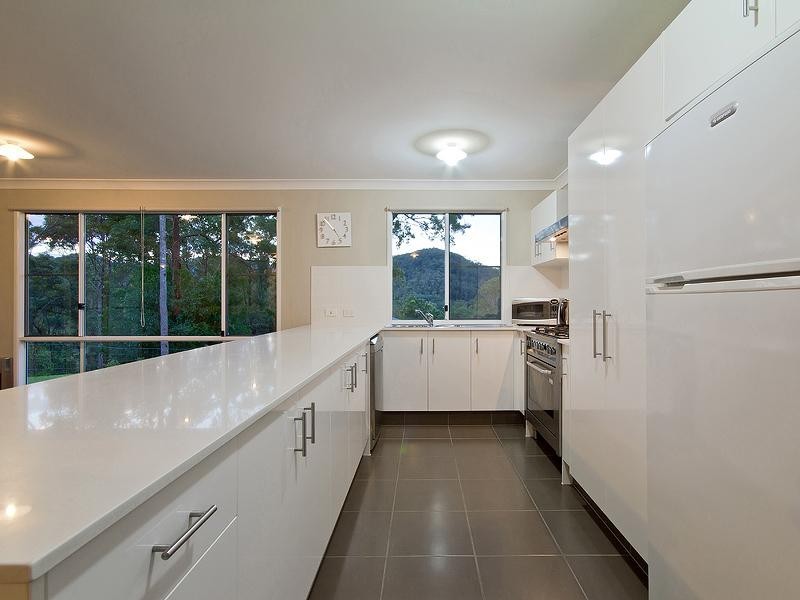 28 Valley View Vista, Wongawallan QLD 4210