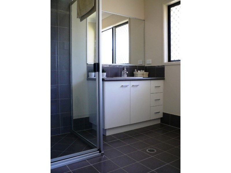 Pacific Pines QLD 4211