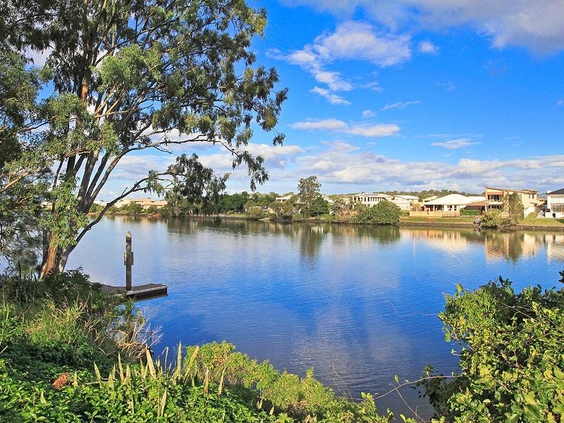 24 Esplanade, Coomera QLD 4209