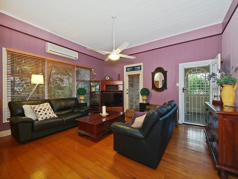 24 Esplanade, Coomera QLD 4209