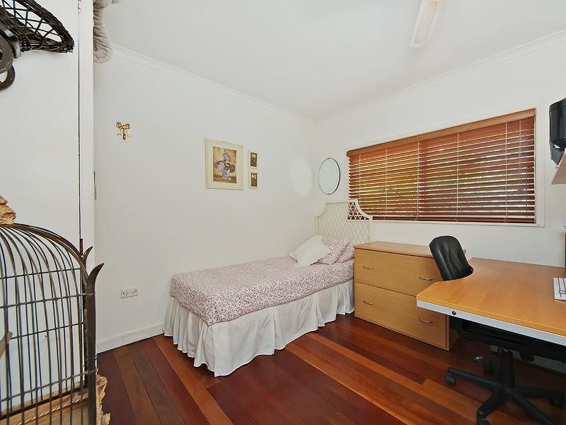 24 Esplanade, Coomera QLD 4209