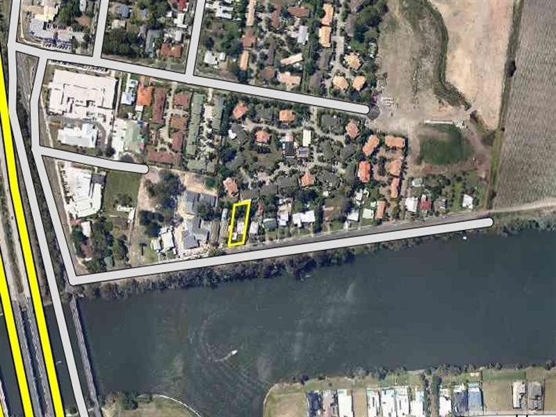 24 Esplanade, Coomera QLD 4209