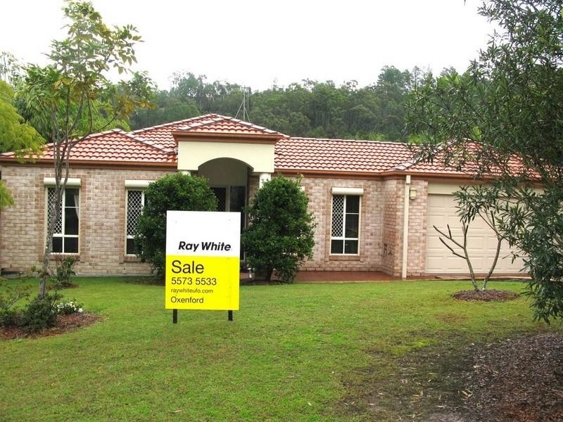 12 Equador Court, Pacific Pines QLD 4211