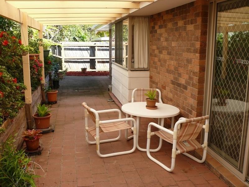 2/10 Ash Court, Arundel QLD 4214
