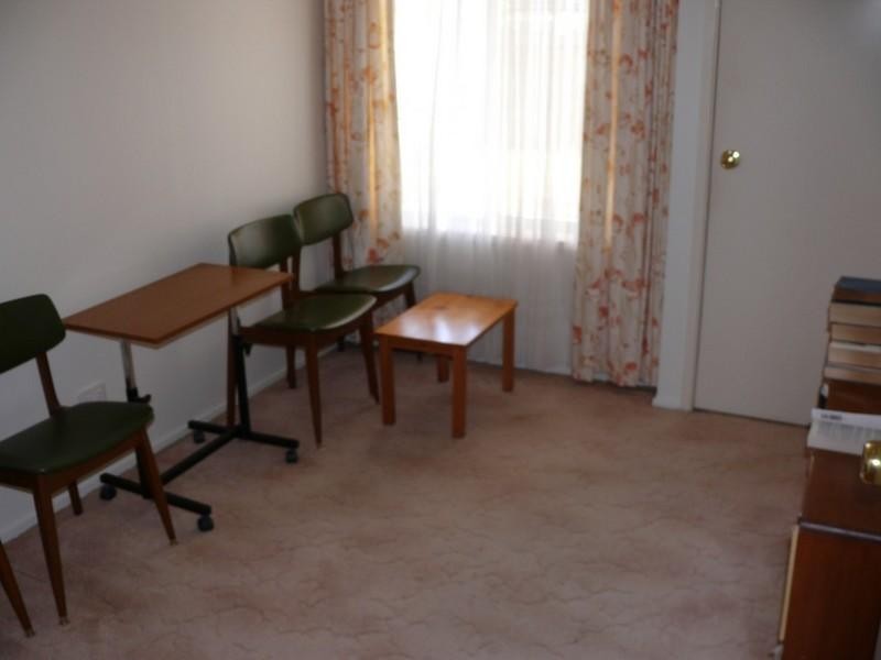 2/10 Ash Court, Arundel QLD 4214