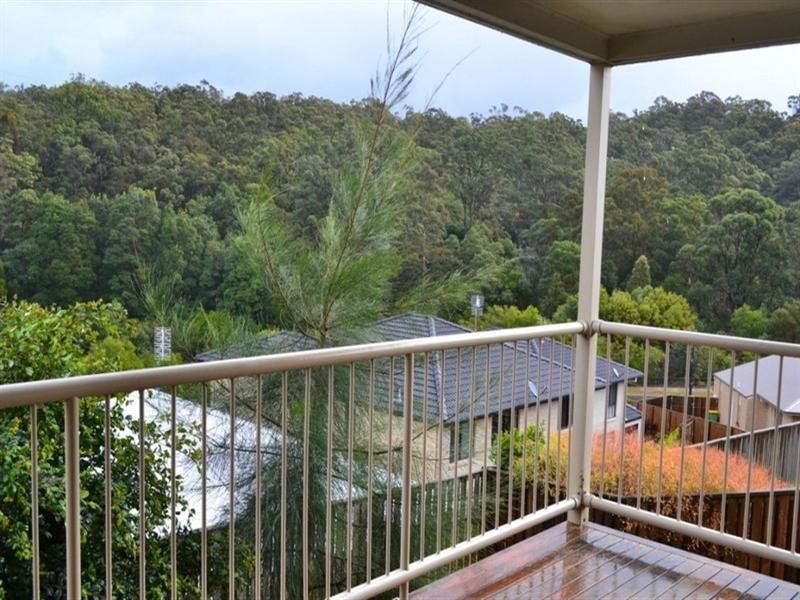12 Chesterton Street, Pacific Pines QLD 4211