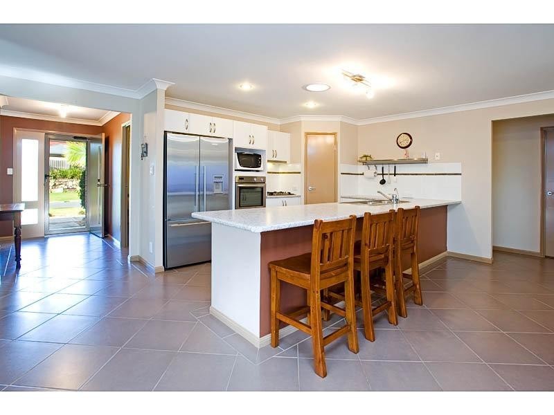 11 Govett Street, Pacific Pines QLD 4211