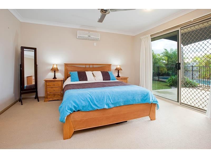 11 Govett Street, Pacific Pines QLD 4211