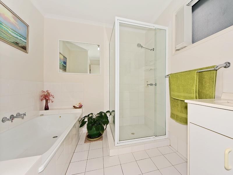 11 Maple Court, Oxenford QLD 4210