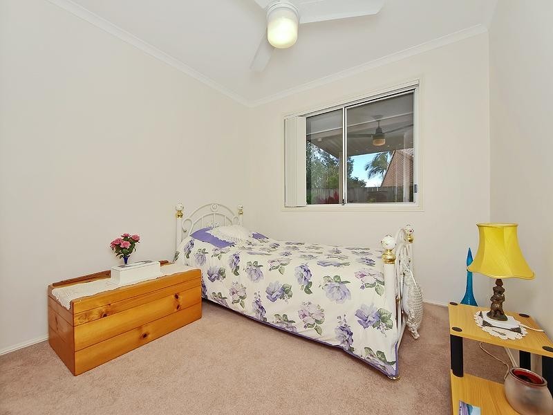 11 Maple Court, Oxenford QLD 4210