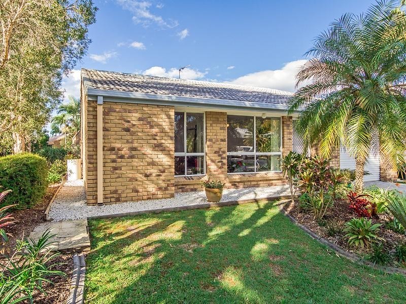 11 Maple Court, Oxenford QLD 4210