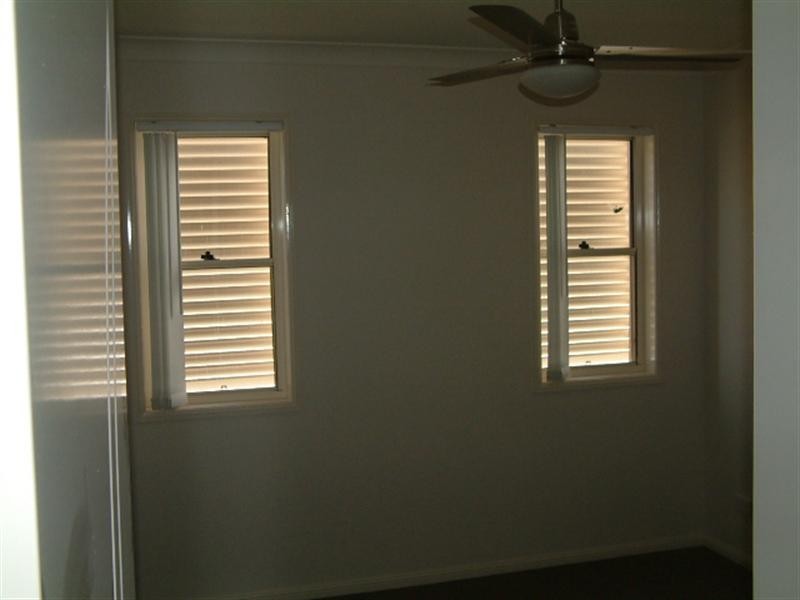 2/2 Hudson Court, Coomera QLD 4209