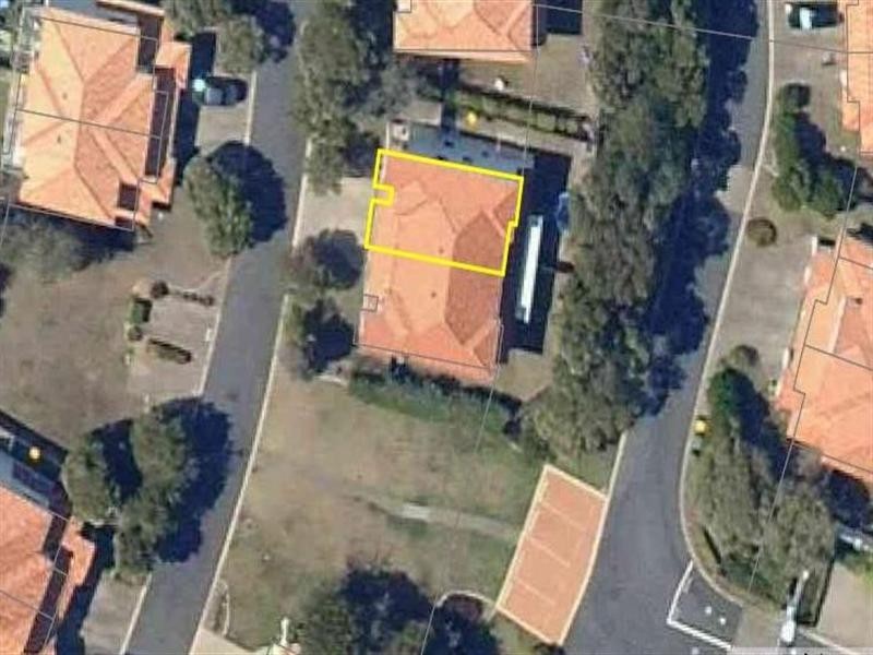 10/2 Studio Drive, Pacific Pines QLD 4211