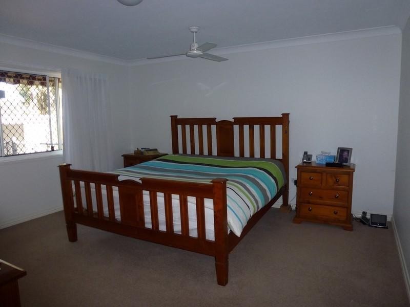 1 Brentwood Terrace, Oxenford QLD 4210