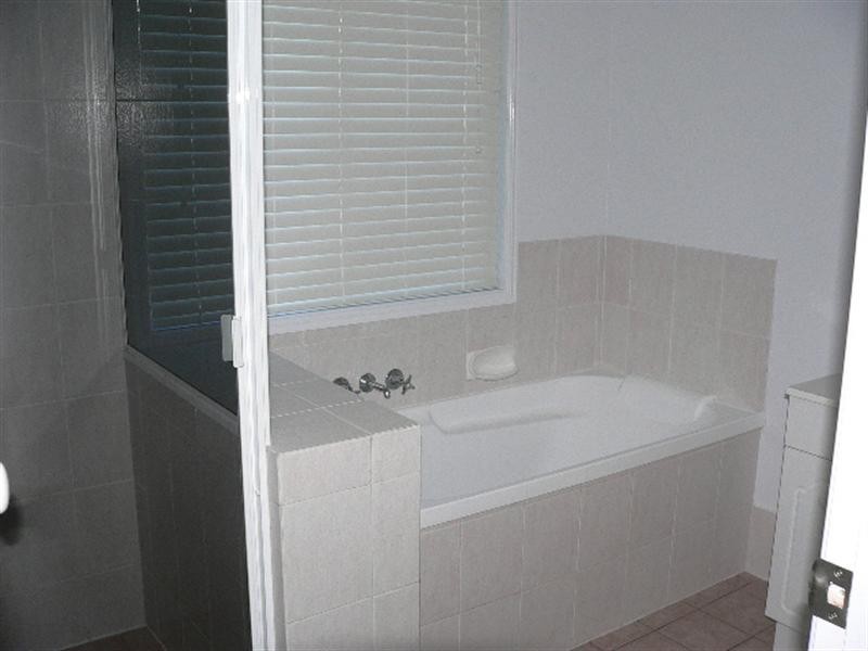 17 Slack Street, Upper Coomera QLD 4209