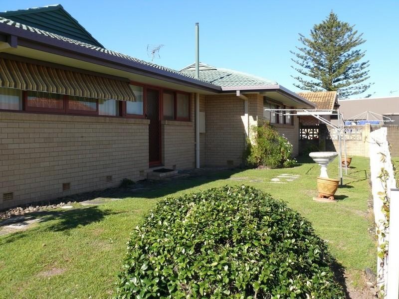 26 Margaroola Avenue, Biggera Waters QLD 4216