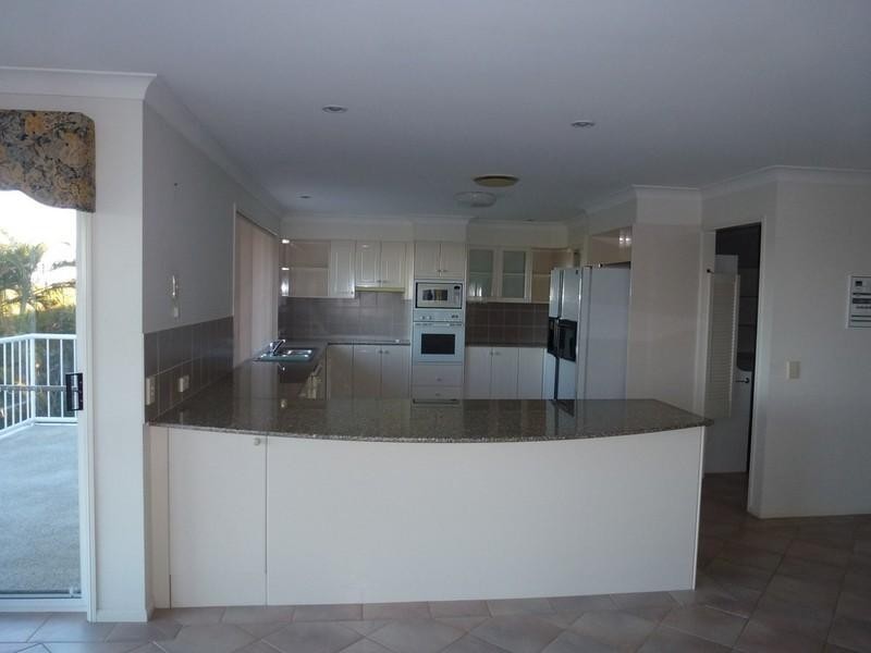 92 Tamworth Drive, Helensvale QLD 4212