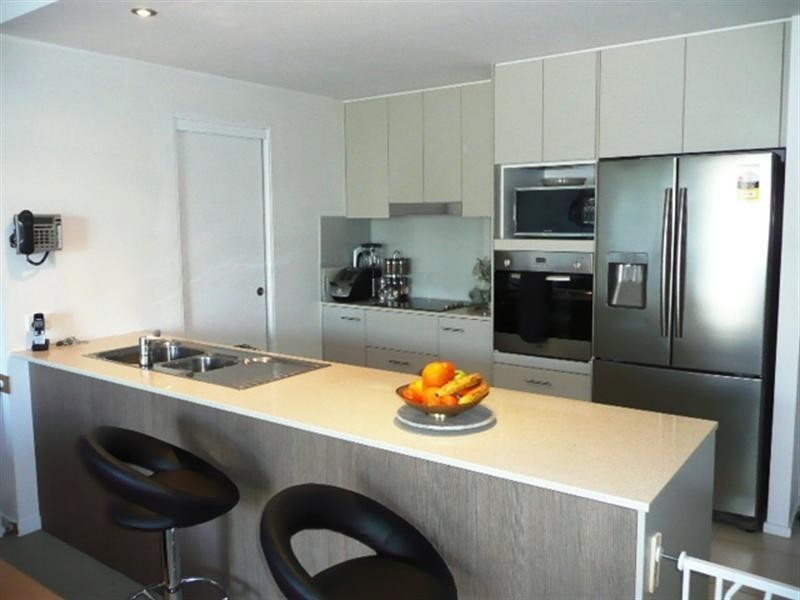 2 Activa Way, Hope Island QLD 4212