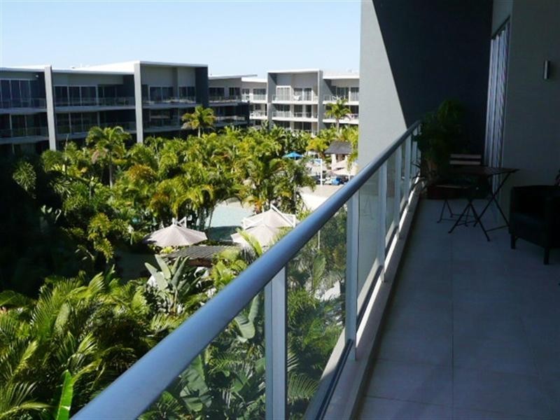 2 Activa Way, Hope Island QLD 4212