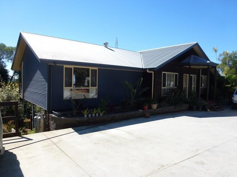 215 Birds Road, Guanaba QLD 4210