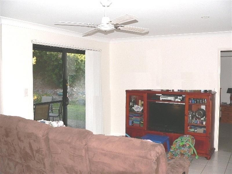 43 Carter Street, Pacific Pines QLD 4211