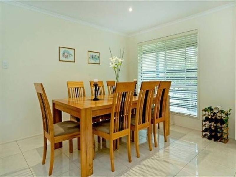 9 Rosedale Place, Helensvale QLD 4212