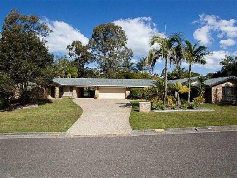 88 California Drive, Oxenford QLD 4210