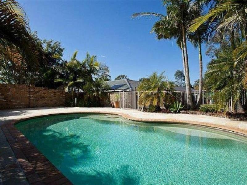 88 California Drive, Oxenford QLD 4210