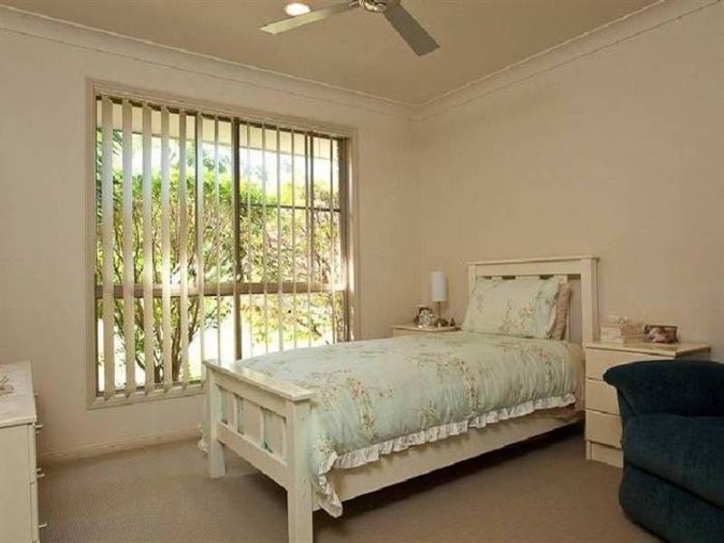 88 California Drive, Oxenford QLD 4210