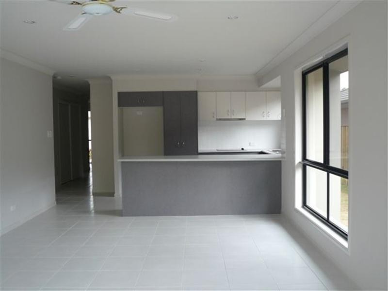 1/14 Benson Street, Ormeau QLD 4208