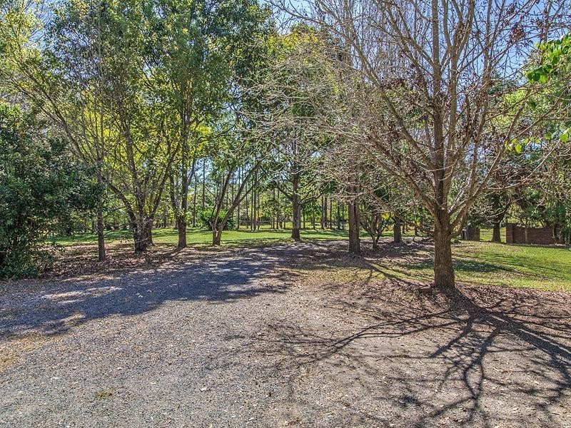 26 Braeside Crescent, Maudsland QLD 4210