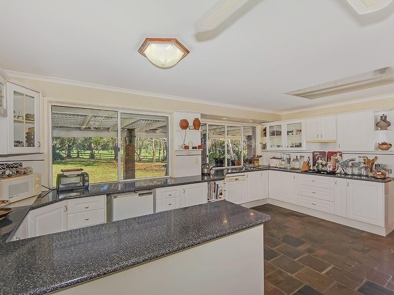 26 Braeside Crescent, Maudsland QLD 4210