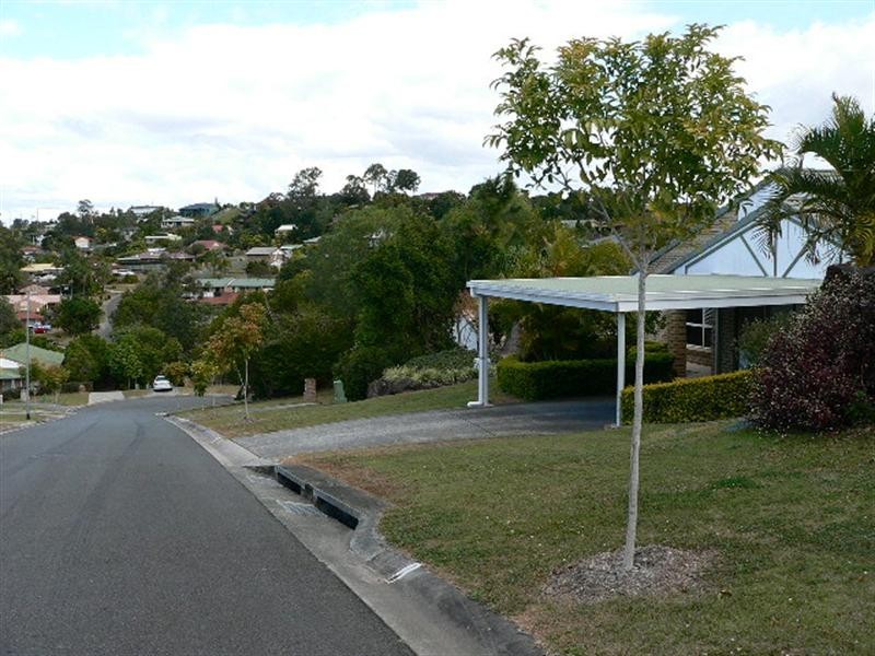 8 Meadowvale Street, Oxenford QLD 4210