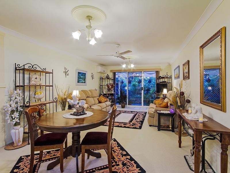 8/70 Ridgevale Drive, Helensvale QLD 4212