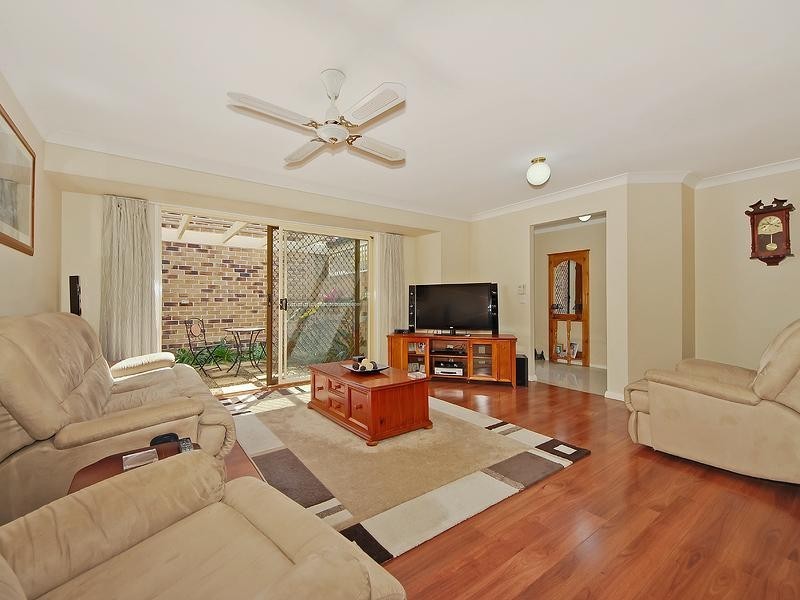 64 California Drive, Oxenford QLD 4210