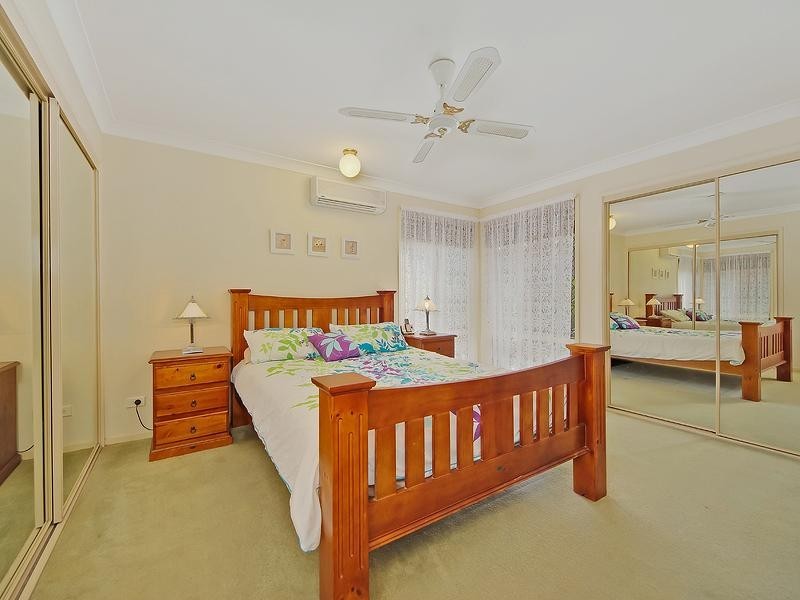 64 California Drive, Oxenford QLD 4210