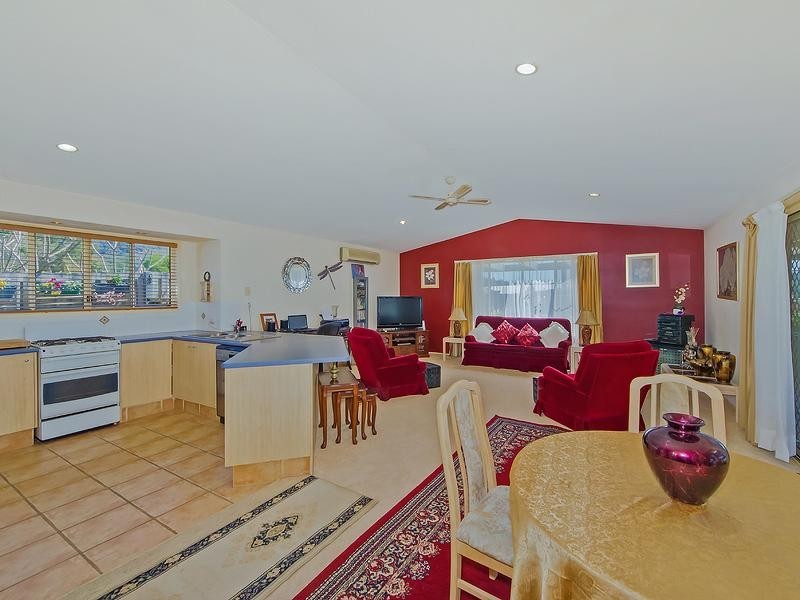 17 Ferricks Court, Upper Coomera QLD 4209